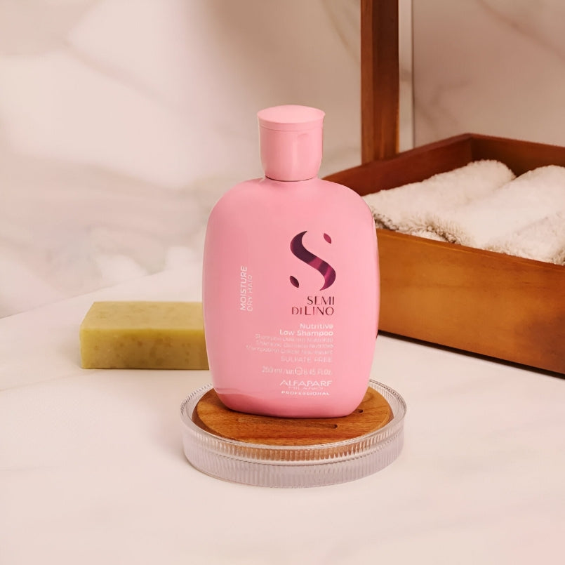 Champú Nutritivo para Cabello Seco Alfaparf Semi Di Lino Moisture 250 mL